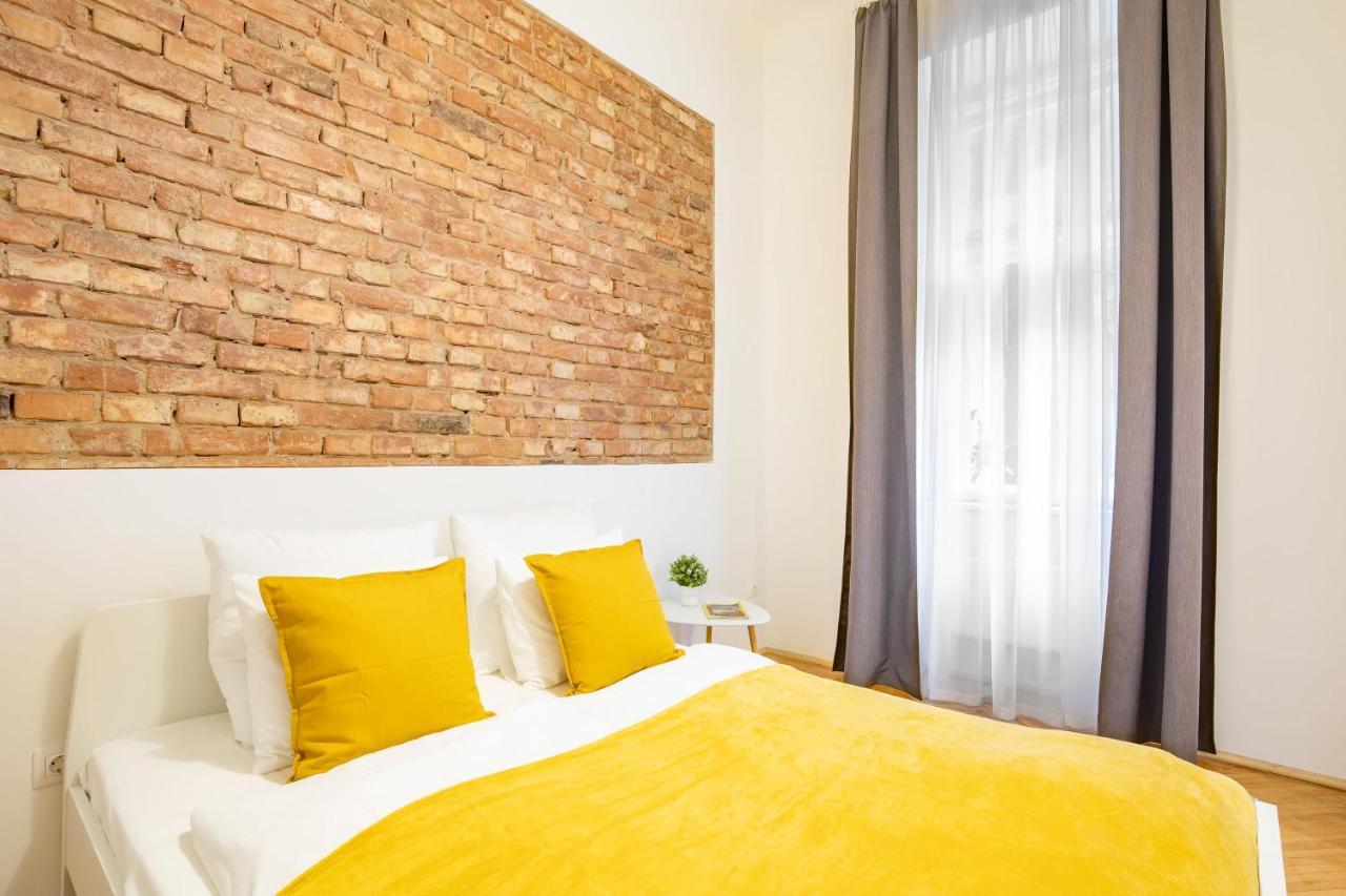 Quiet Comfort - Central Buda Budapest Luaran gambar
