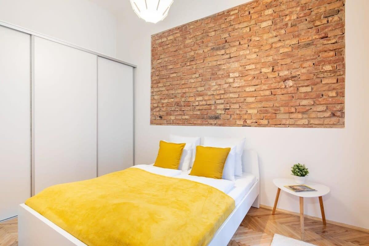 Quiet Comfort - Central Buda Budapest Luaran gambar