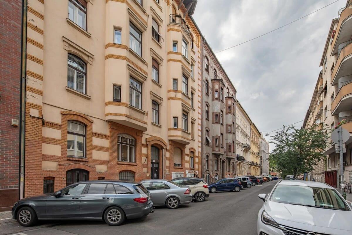 Quiet Comfort - Central Buda Budapest Luaran gambar